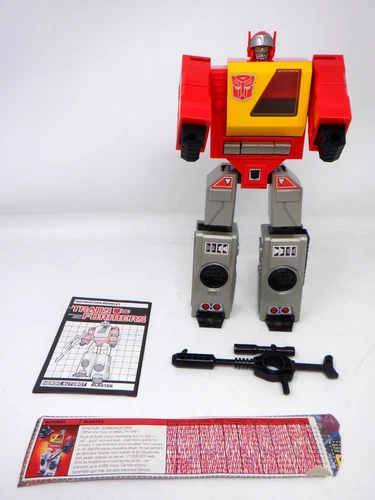 Transformers Blaster Complete 1984 Vintage G1 Boombox Action Figure with Weapon