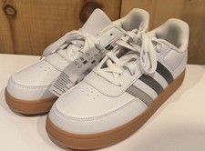 ADIDAS BREAKNET 2.0 K Tennis Shoes IH8878 White/Silver/Gum KIDS/ Size 4