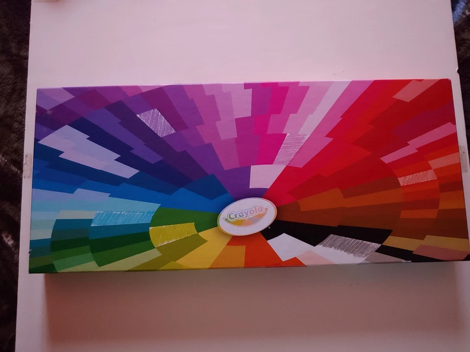 Crayola Crayon 72 Piece Box Set Sharpener - 2015 USA  OOP - Image 3 of 4