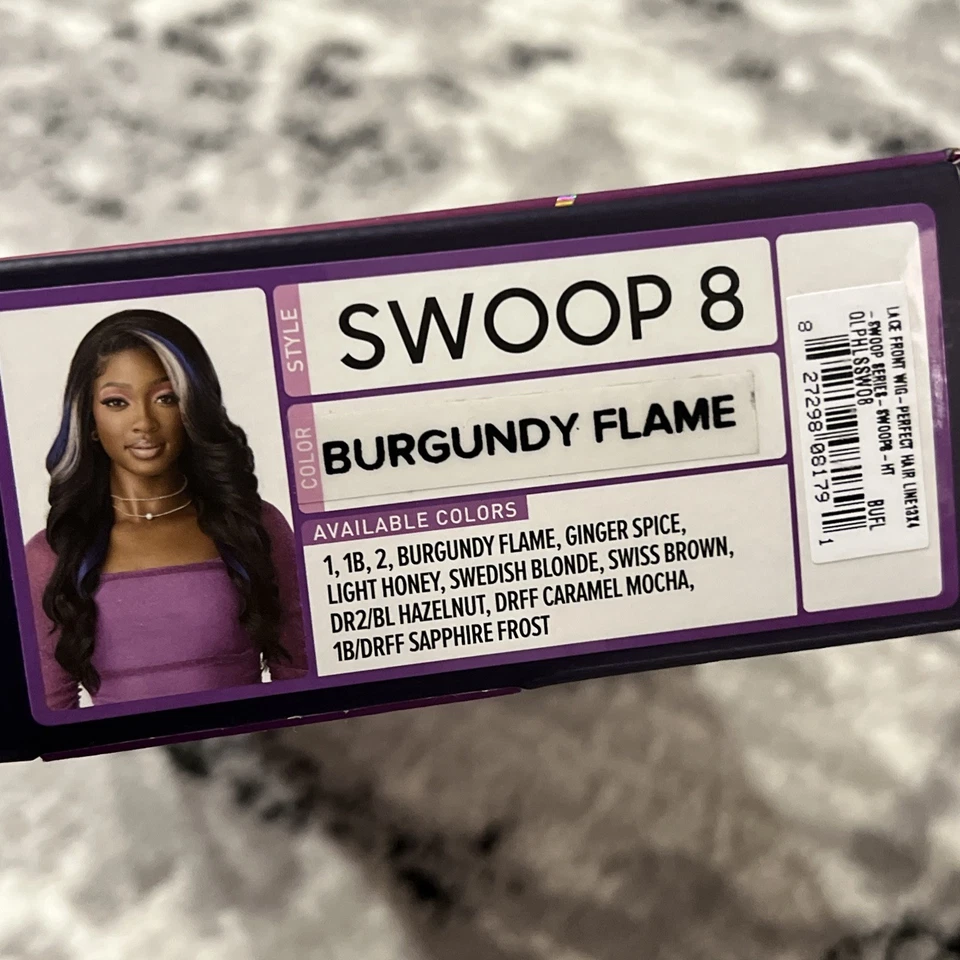 Peluca frontal de encaje exterior - Línea de cabello perfecta 13X4 - Serie Swoop - Swoop 8 (BORGOÑA Foto 3 de 4
