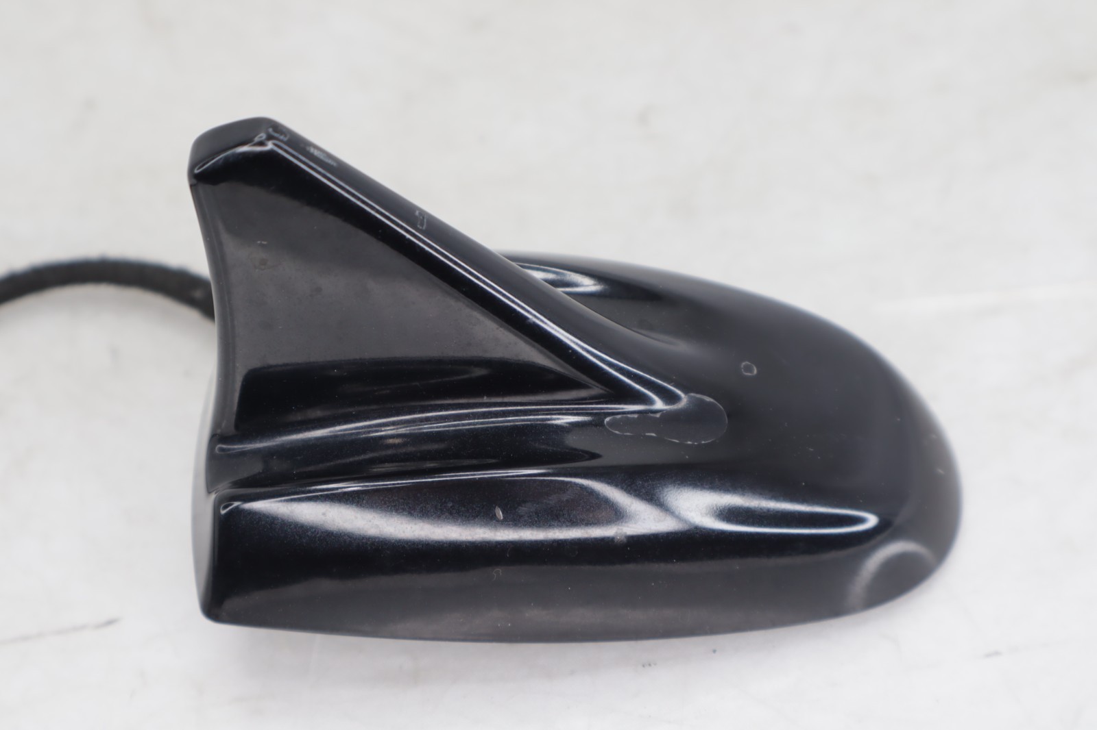 ✅ 2014-2017 Maserati Ghibli Rear Shark Fin Antenna Module Black 670026012