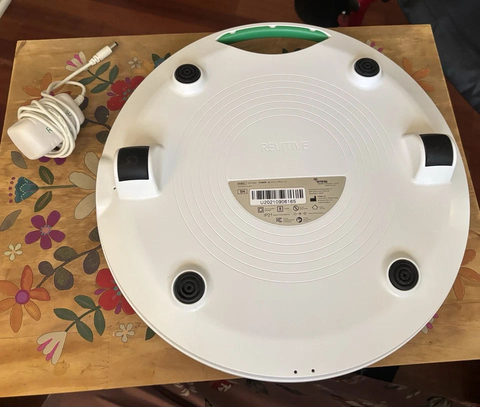 Masajeador de pies/piernas REVITIVE Circulation Booster Modelo 5573AQ con control remoto Foto 3 de 3