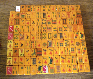 Lot 124 Vintage Bakelite Mahjong Tiles & 1 Bamboo