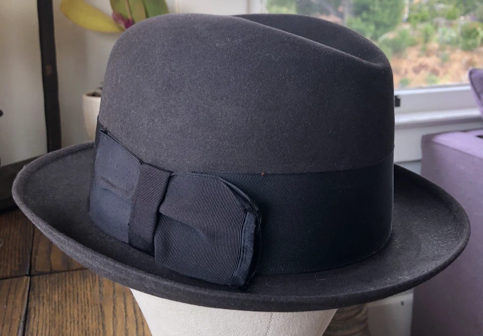 Sombrero Fedora Vintage Años 50 Cavanaugh Hombre Fieltro Marrón Oscuro 7 1/4 Largo Ovalado Foto 3 de 4