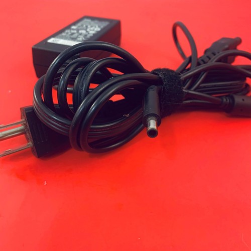 Genuine Dell Charger AC Adapter Power Supply DA45NM140 OKXTTW 0YTFJC 19.5V 45W - Picture 3 of 3