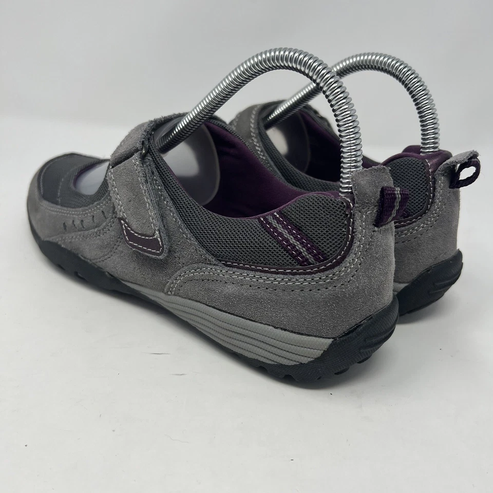 Croft & Barrow® Mary Janes - Gray Women’s Size 8.5 M Hook & Latch Closure VGC - Image 3 of 4