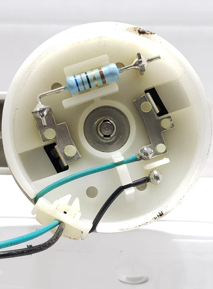 Sensor de nivel de combustible trasero izquierdo del conductor Audi A8 A8L 2004-2006 OEM Foto 4 de 4