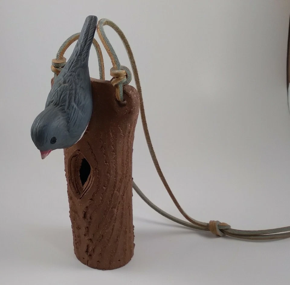 UNIQUE Bird On A Branch With Leather Strap Hanging Decor  Clay   — 第 3/4 张图片