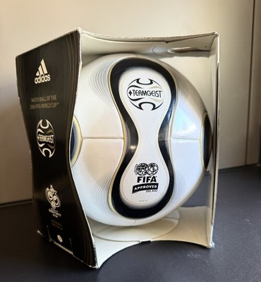   Adidas Teamgeist   Original Matchball FIFA WM 2006 (OVP)