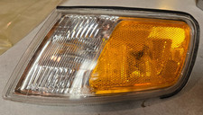 1994-1997 Honda Accord New Aftermarket Left Side Marker Light Turn Signal Driver 1994-1997 Honda Accord New Aftermarket Left Side Marker Light Turn Signal Driver
