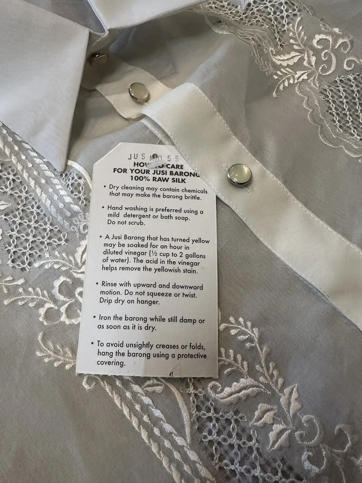 Barong Filipino Shirt Mens XL Jusi Raw Silk Embroidered Short Sleeve Formal - Image 4 of 4