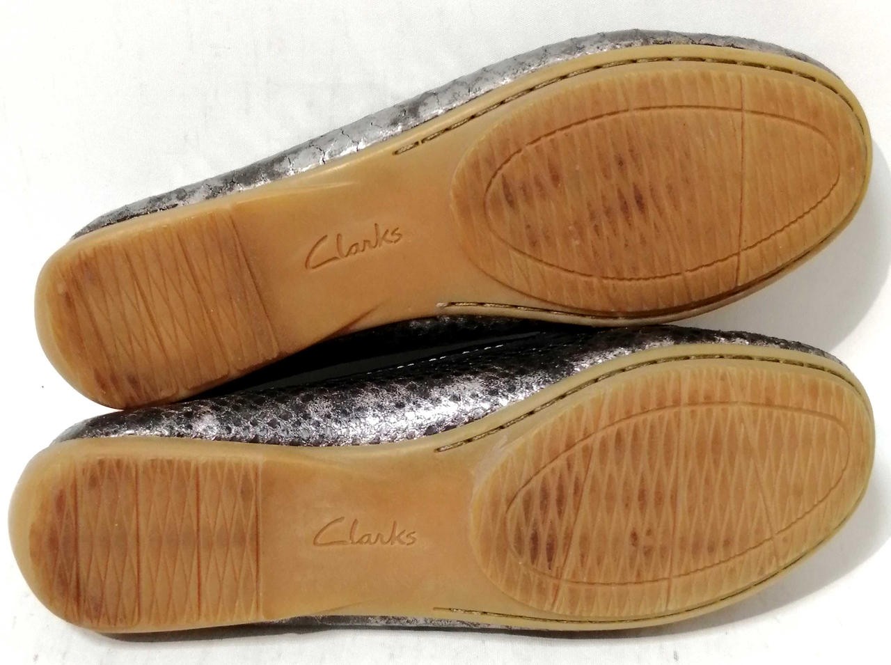 Clarks Python Pattern Glitter Loafers Doraville N… - image 7