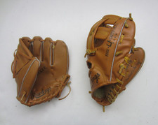 Vintage Rawlings Child Baseball Gloves 2