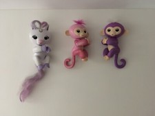 Fingerlings 2 Monkeys Unicorn Interactive Electronic Pets By WowWee Lot Of 3