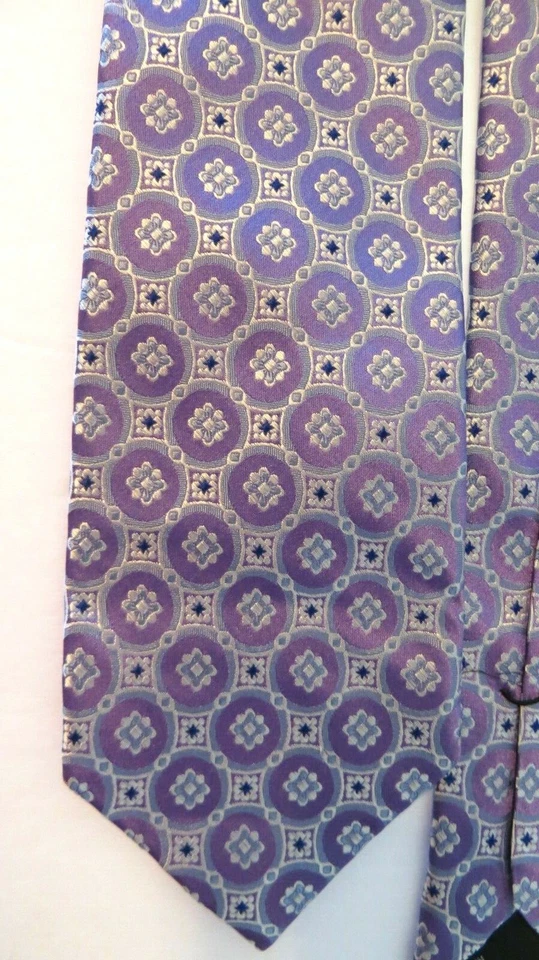 Corbata clásica para hombre Arrow patrón púrpura lavanda con brillo brillante negocios Foto 3 de 4