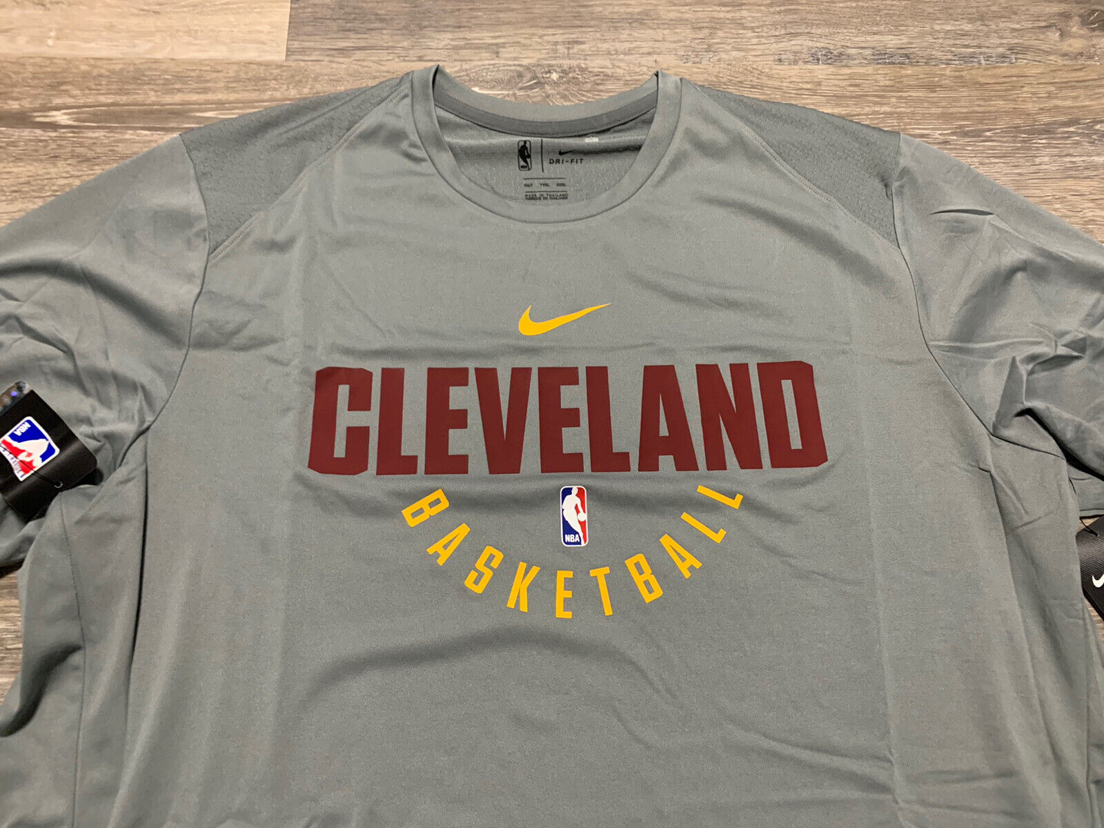 Cleveland Cavaliers Nike NBA Long Sleeve Warm Up Shirt Size 2XL Blue NWT