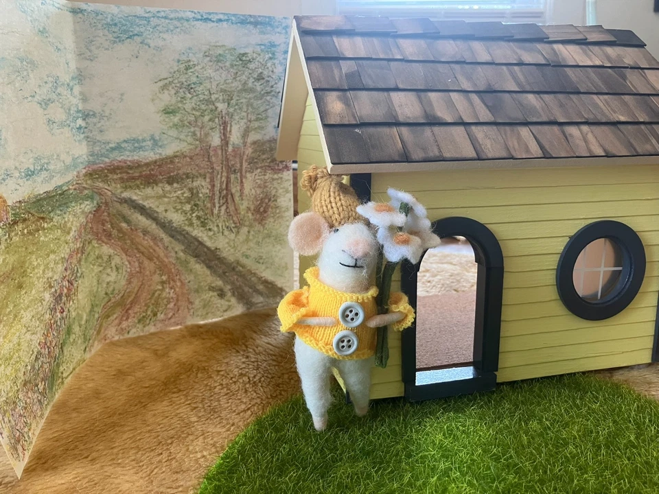 Casa de ratón completa marca Real Good Toys con ratones + accesorios ÚNICA EN SU CLASE Foto 2 de 4