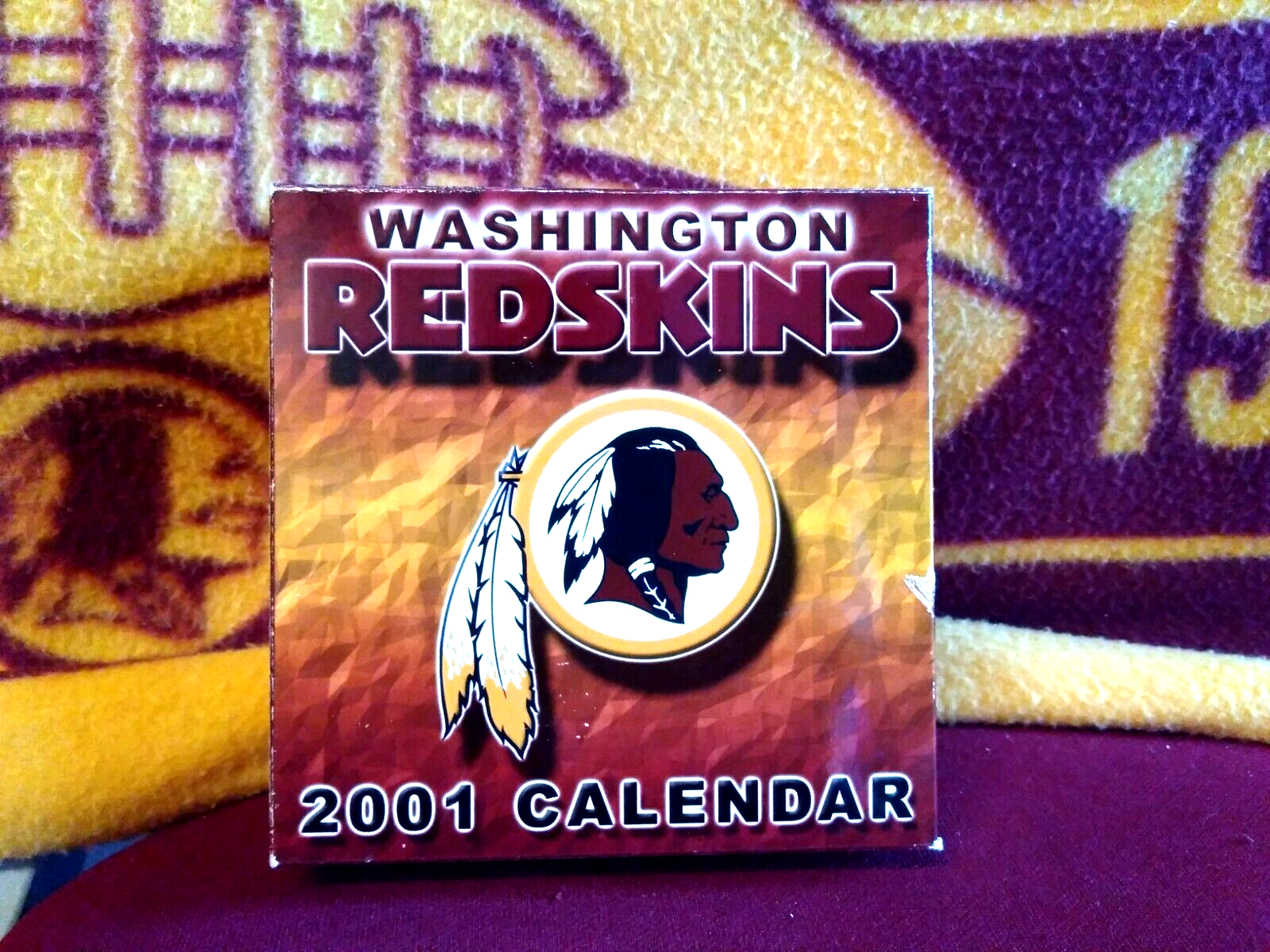 2001 Washington Redskins Desktop Trivia Calendar Cube 4.5 x 4.5 Inches