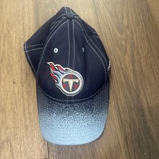 tennessee titans hat Onfield Redbox