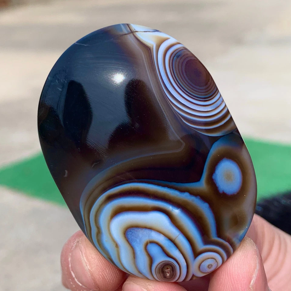 103 g natürlicher gebänderter schwarzer Sardonyx Quarz Kristall Palmstein Mineral Probe