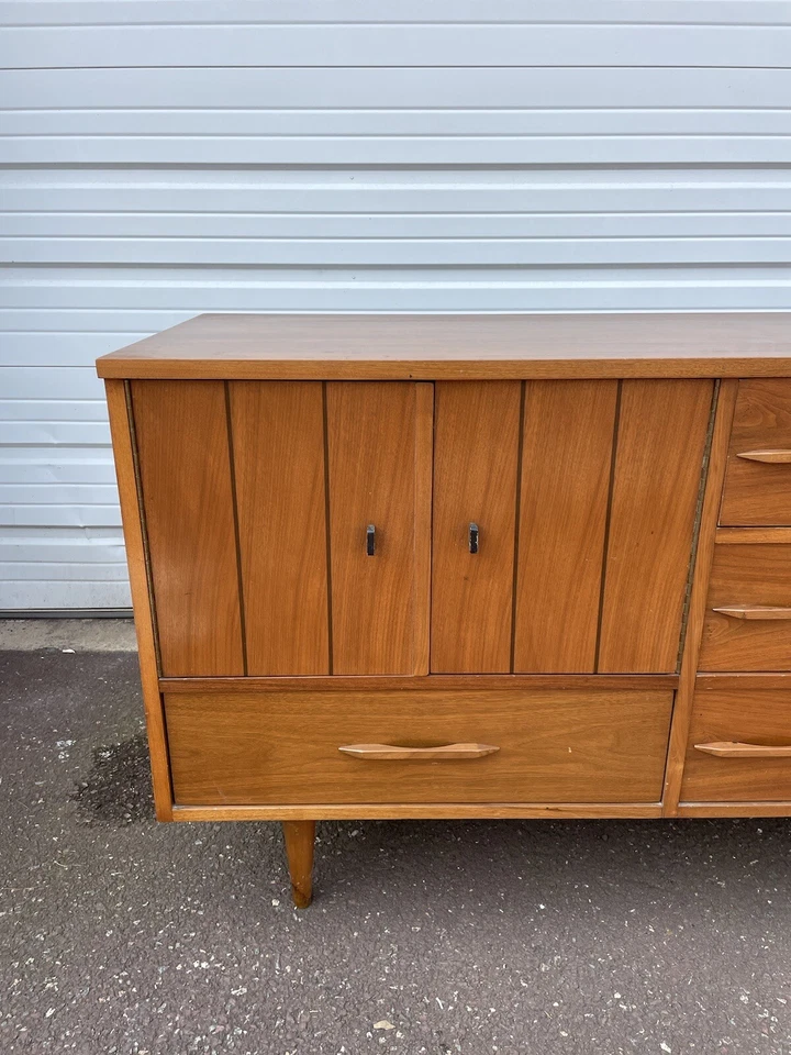 Mid Century Modern Credenza Sideboard Vintage Walnut - Image 2 of 4