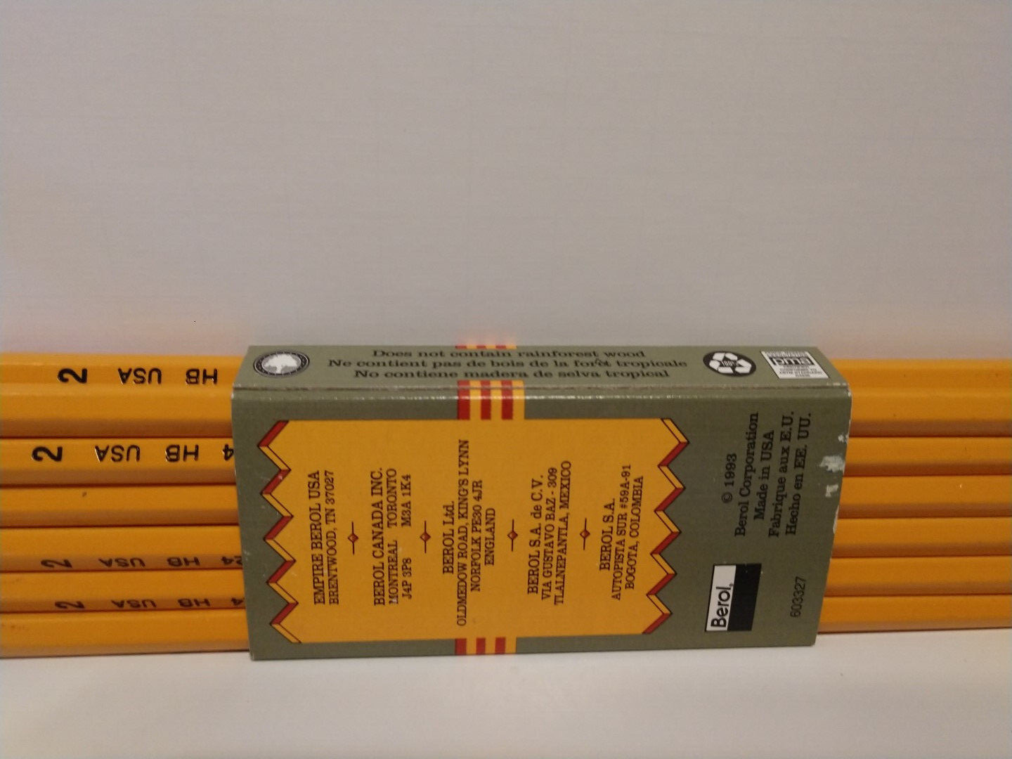 Vintage 1993 BEROL EAGLE Pencils 12 Pack ~ H.B. No. 2 Pencil Dozen ~ Made in USA