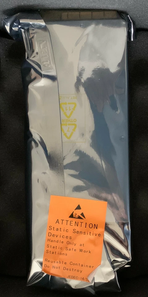 Artesyn 7001691-J000 (PN 1AF895) 900Watt Power Supply for IBM Flash System - Image 4 of 4