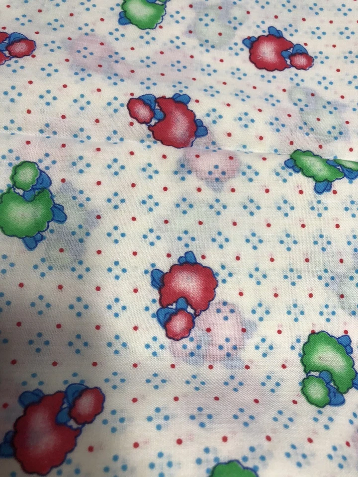 VTG BLUE & GREEN LAMBS SHEEP SLEEPING COTTON CRAFT QUILTING FABRIC 37”x34” - Image 2 of 4