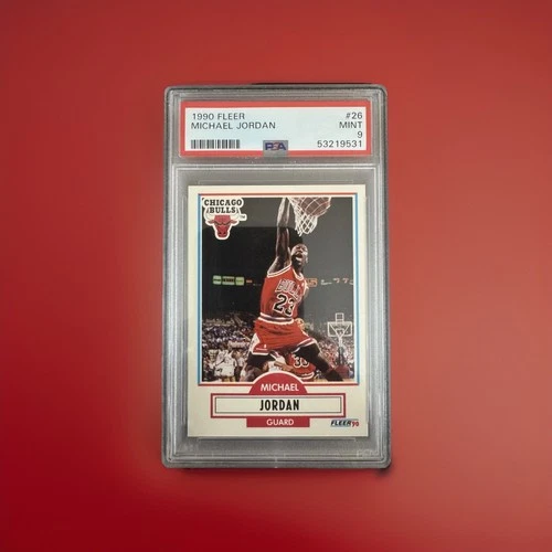 1990-91 Fleer - Michael Jordan #26 Black Line Under Biographical Information