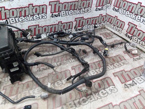 TOYOTA HILUX ENGINE BAY WIRING LOOM HARNESS 2.8 1GDFTV AUTOMATIC 19-23 - Picture 6 of 10