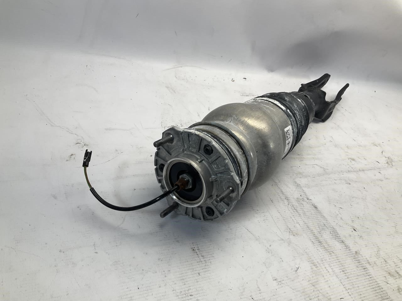 23-24 Maserati Grecale Front Right Passenger Strut Shock Absorber Q