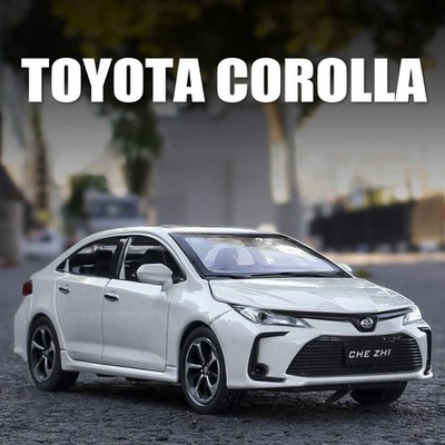 1:32 Toyota Corolla Hybrid Alloy Car Diecast Car Model Sound Light Toys Kid Gift