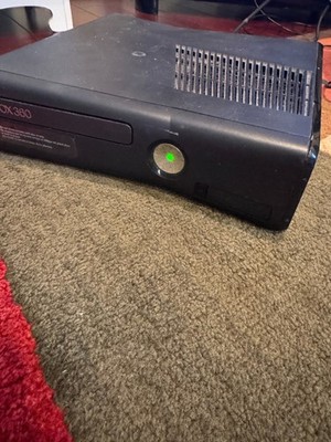 Microsoft Xbox 360 S 4GB Console - Black(1494) + two original controllers tested