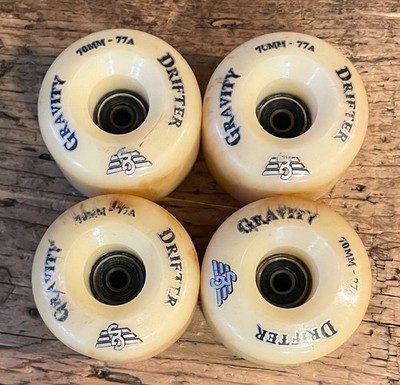 Gravity 70mm 77a Drifter Skateboard Longboard Wheels with Mini Logo Bearings