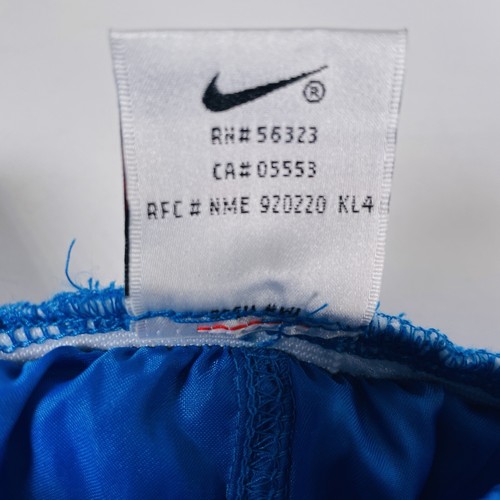 Vintage 90s Nike Unisex Size M (8-10) Soccer Nylon Soccer Shorts Royal Blue - Picture 4 of 11