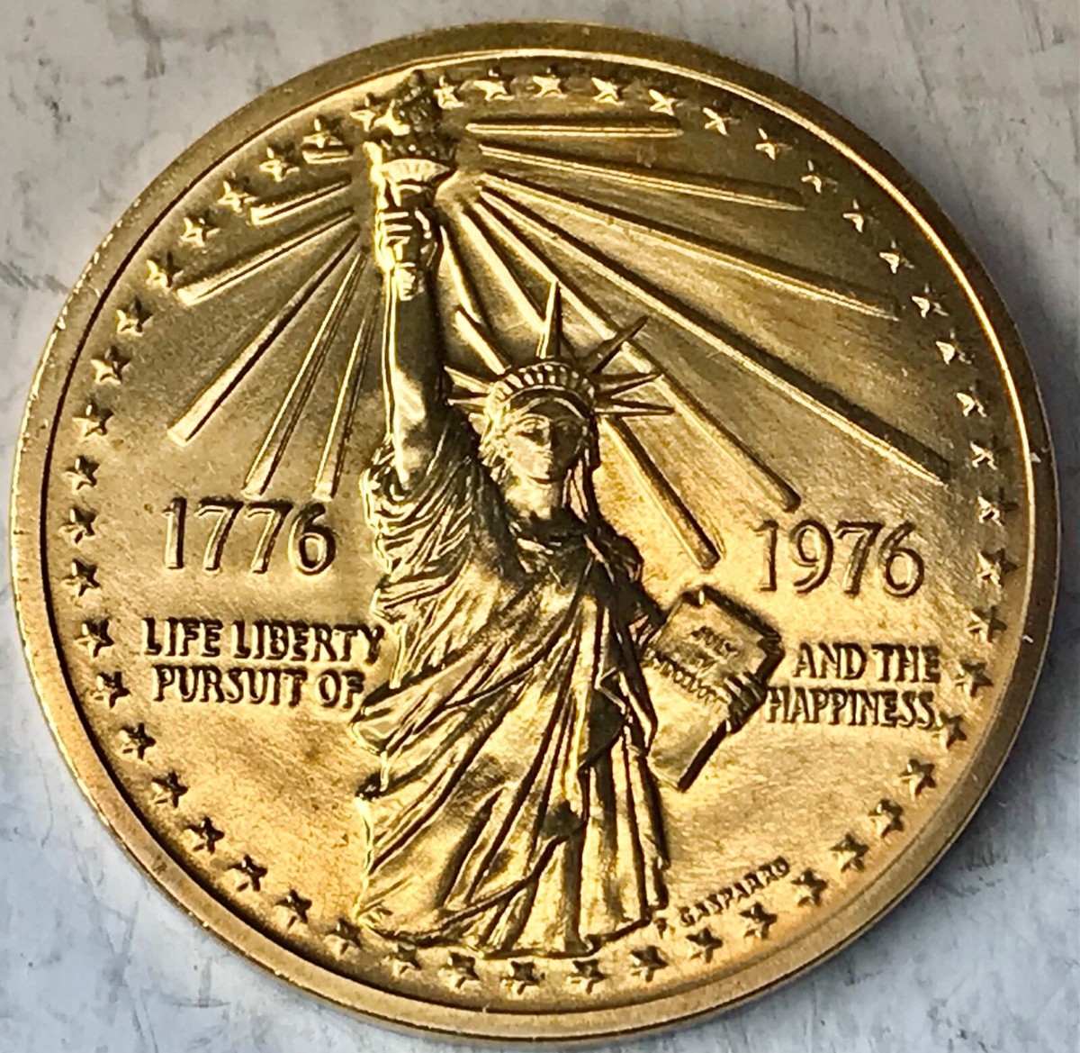 1976 United States National Bicentennial Medal, Statue of liberty