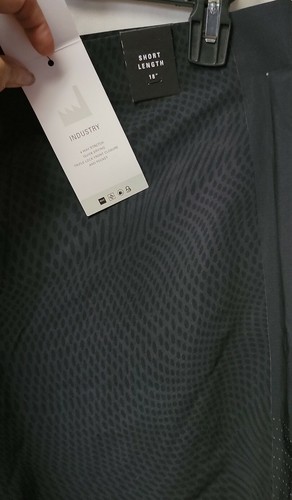 NWT RVCA Men Black COMMANDER TRUNK Size 34 Short Length 18" Tie Front $95.00 - Picture 3 of 5