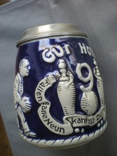 Alter Bierkrug 0,5L mit Zinn-Deckel beschriftet Kegelmotiv "Gut Holz"  Steinzeug