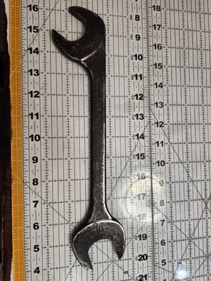 Vintage Proto Los Angeles 1-1/4'' Angle Open End Wrench 3380 Post Plomb USA