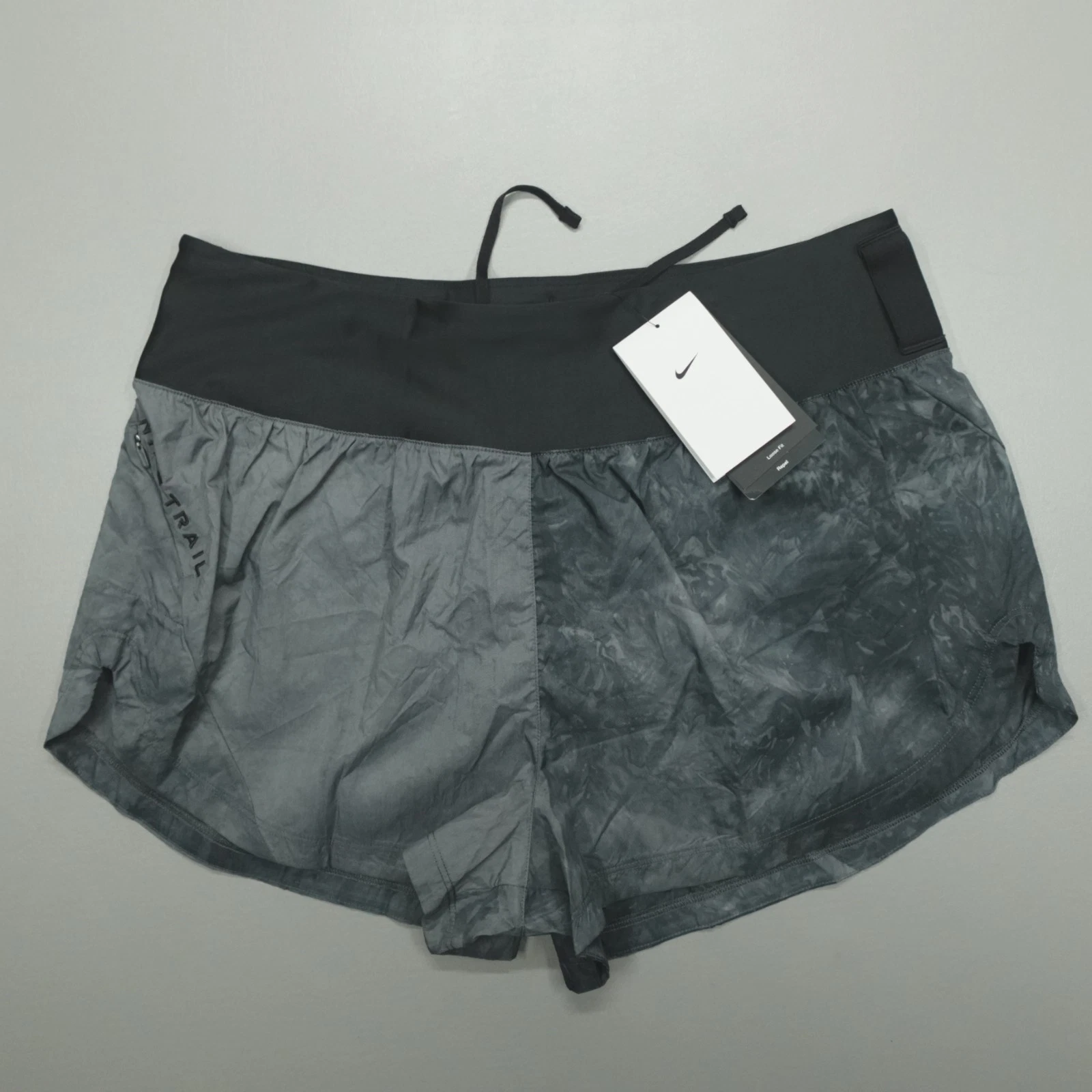 Nike Trail Running Shorts Black Brief Lined Women's Size L FN2647-010
