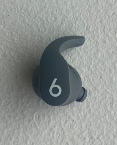 GENUINE Beats Fit Pro Earbud - Right Side ONLY - FOR PARTS / NOT WORKING - Gray