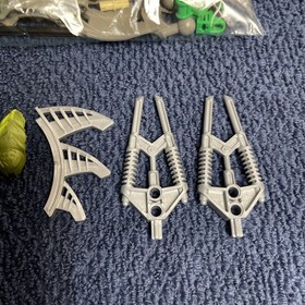 LEGO Bionicle 8589 Rahkshi Lerahk 100% Complete