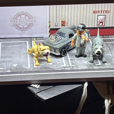 Homies Figure Ice Bobble Head And 2 Pit Bull Dawgs Lot Of3 Truck Not Included