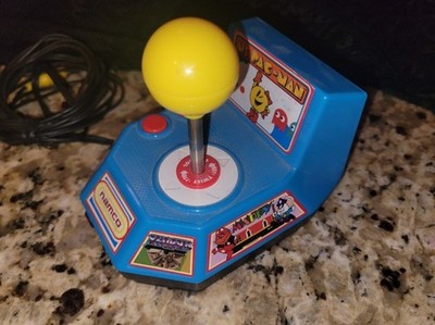 Vintage 2004 Namco Ms. Pac-Man Galaga 5-in-1 TV Plug N Play Jakks Arcade Game