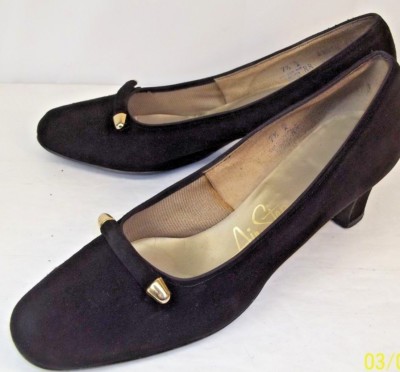 AIR STEP Womens Shoes US 7.5 Black Suede Slip-on Heels Gold Pumps pin up 2830