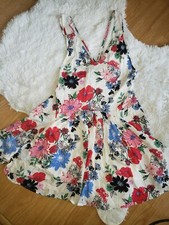 NWT Sundress Dress Floral Medium Spring Summer Sleeveless Pleated Festival Party