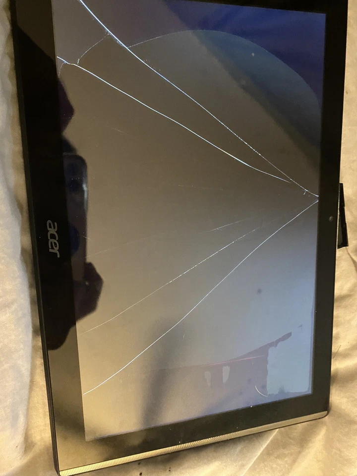 Acer Iconia One 10 B3-A40-K5S2 32 GB, Wi-Fi, 10,1 pulgadas - negro Foto 4 de 4