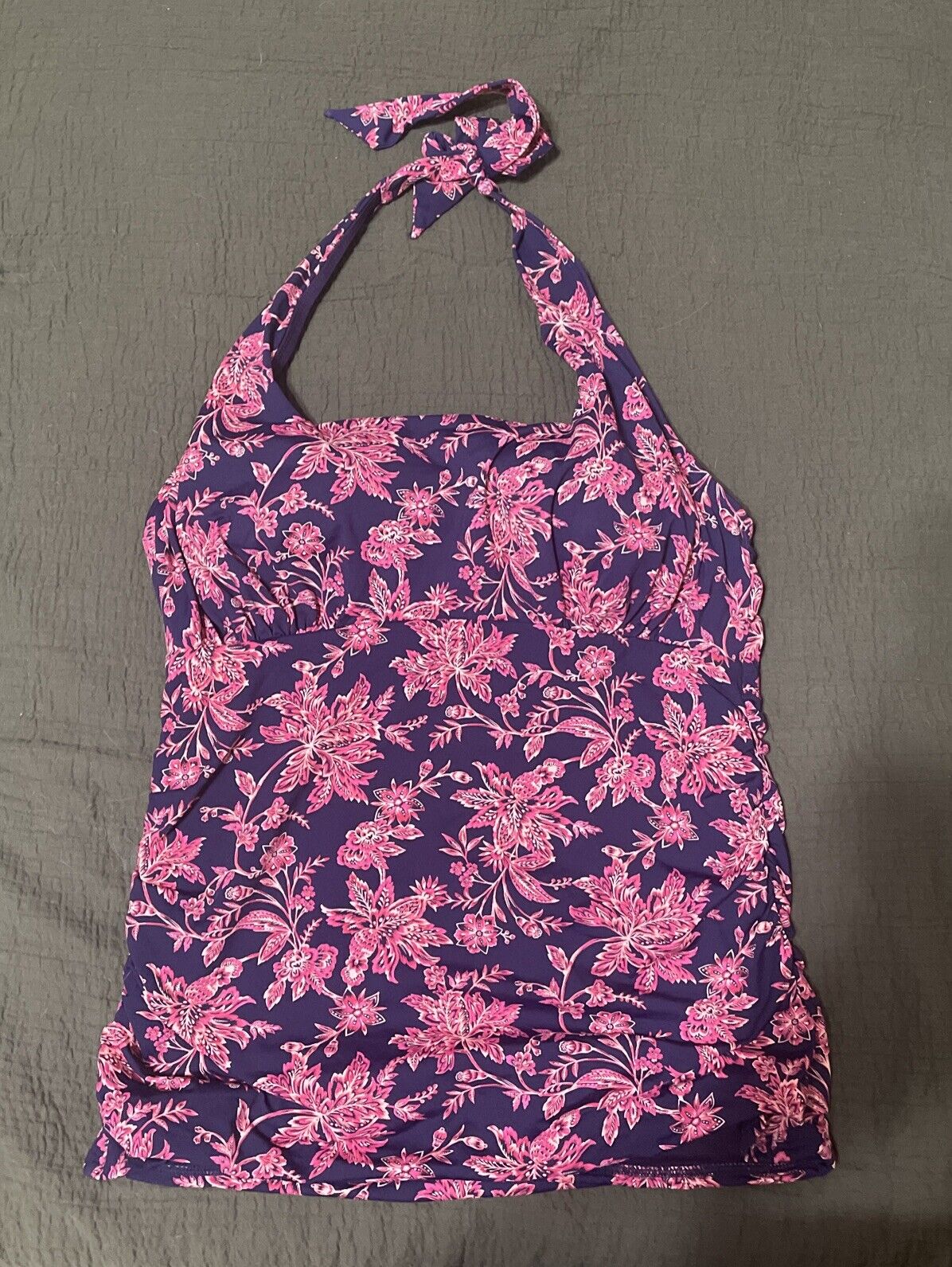 Picture 1 of 4