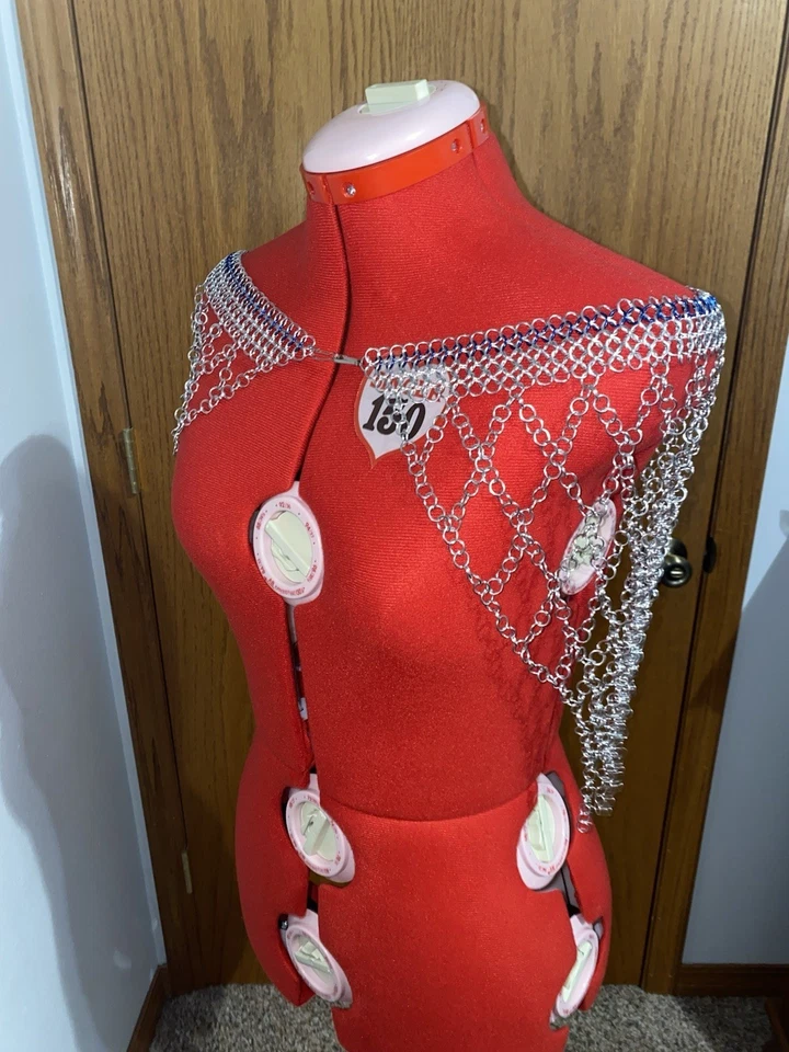 Chain Belt/ Shawl- Blue And silver  - Image 2 of 4