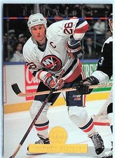 1994-95 Leaf #381 Patrick Flatley New York Islanders